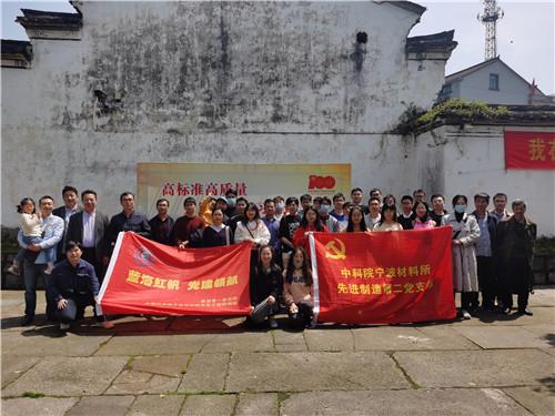 探索13,4岁的女孩子特别喜欢看张爱玲的书,算不算早熟,解锁无限乐趣!